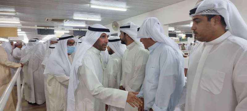 الغانم معزيا 