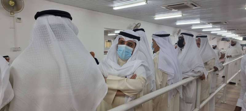 وزير الخارجية أحمد الناصر معزيا