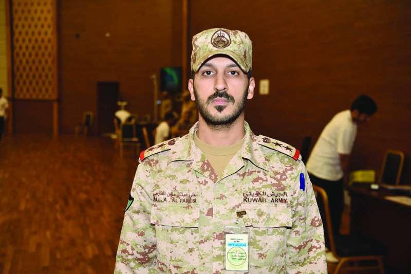 علي الفارسي
