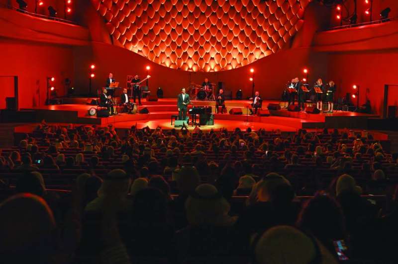 
من أجواء الأمسية
