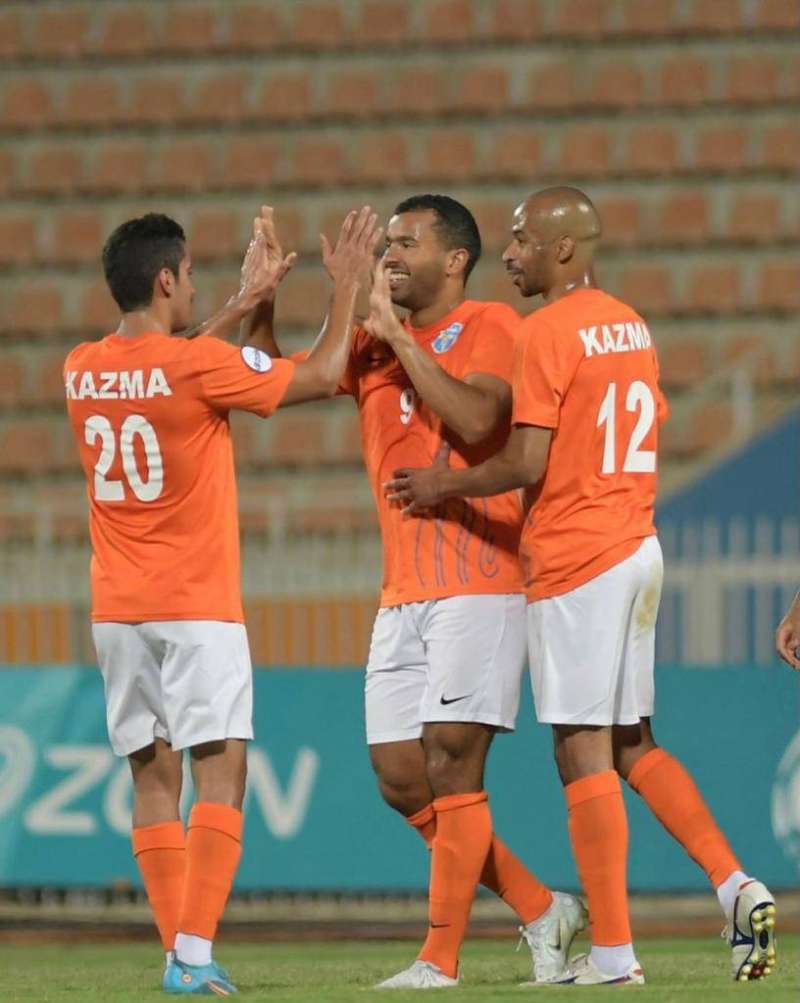 كاظمة يتصدر «دوري زين»