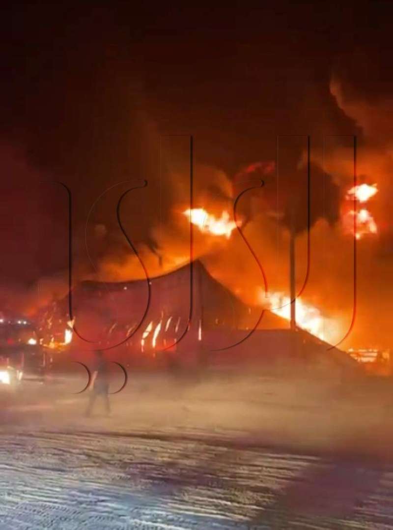 حريق مخازن خلف سكراب ميناء عبدالله