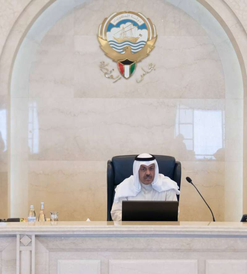 سمو الشيخ أحمد النواف مترئساً اجتماع مجلس الوزراء