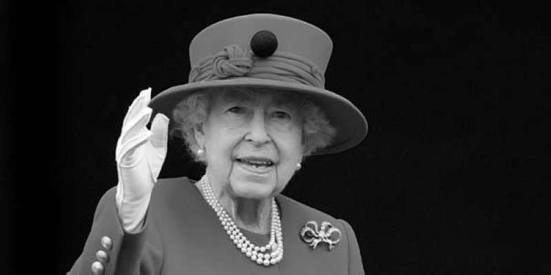 الملكة اليزابيث
