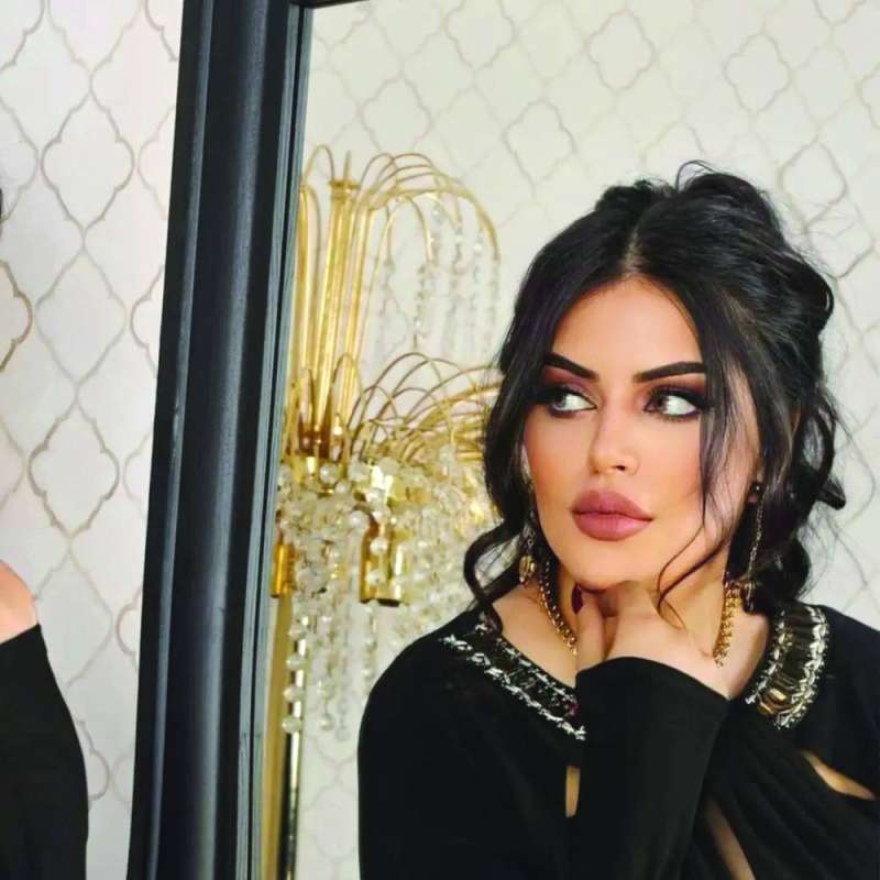 
دلال المقهوي
