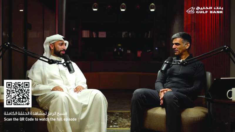 بورسلي متحدّثاً إلى الصالح
