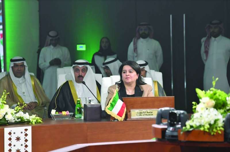 الفارس مترئسة وفد الكويت إلى الاجتماع