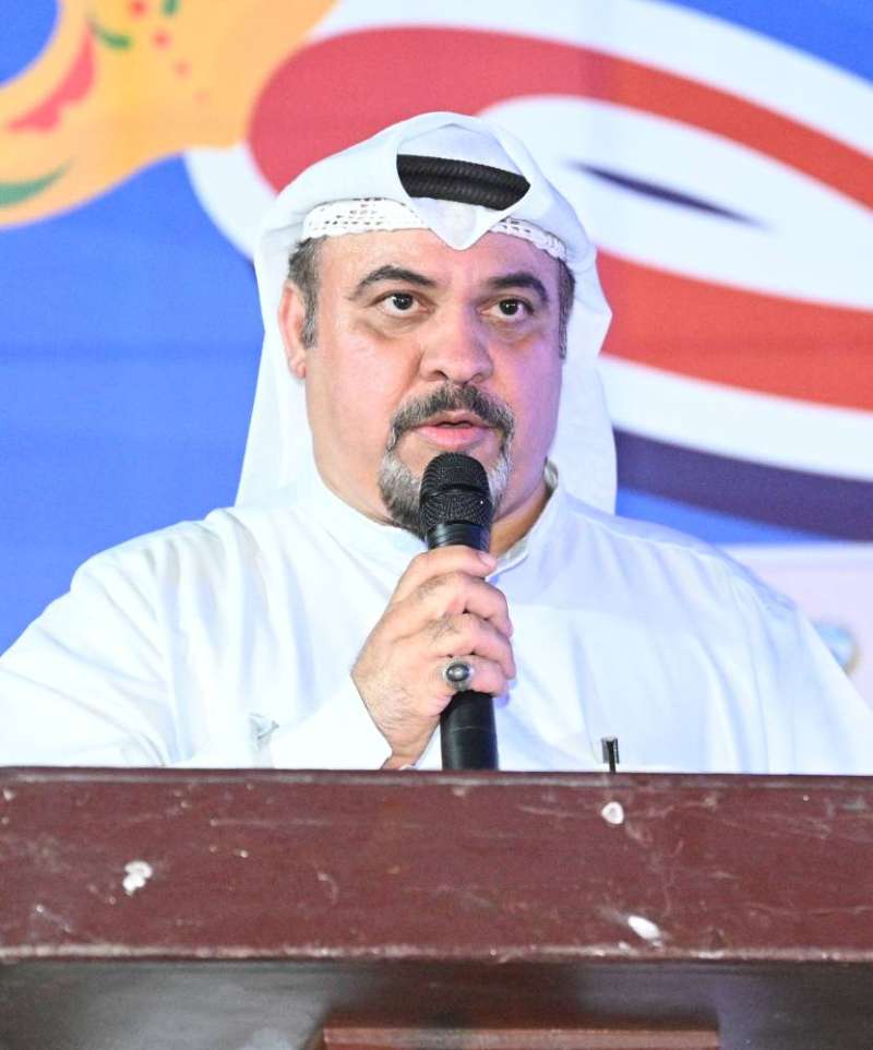 البوير مُلقياً كلمته