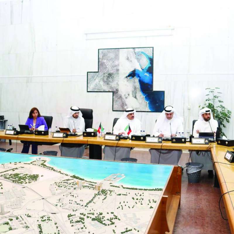 جانب من اجتماع لجنة محافظة الجهراء في المجلس البلدي 