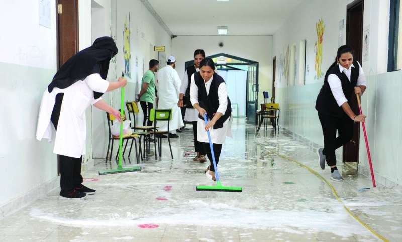 زيادة أعداد منفذات الخدمة في المدارس 