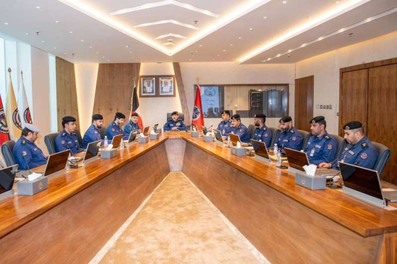 جانب من اجتماع قوة الإطفاء برئاسة المكراد 