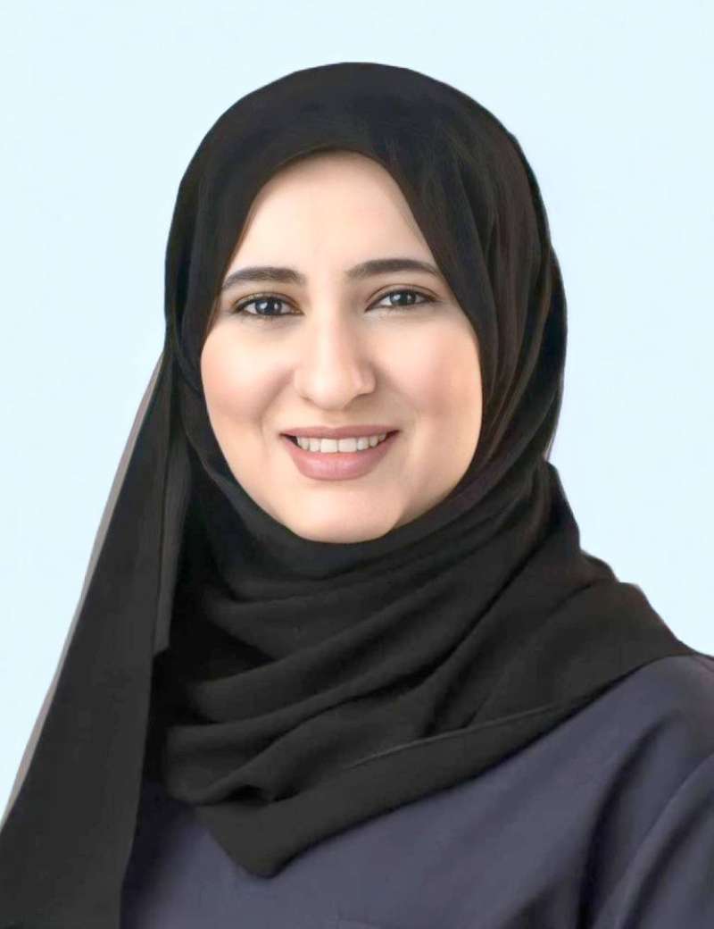 الأستاذ المشارك بكلية طب الأسنان في جامعة الكويت والأمين العام لجمعية أبحاث طب الأسنان الكويتية الدكتورة أبرار العنزي 