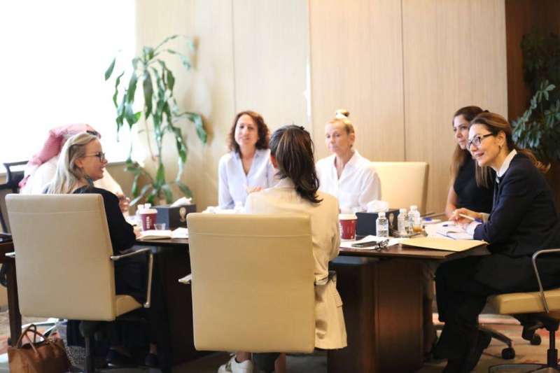 «التربية» ناقشت مع السفارة الأميركية آلية تنفيذ برامج التعاون العلمي 