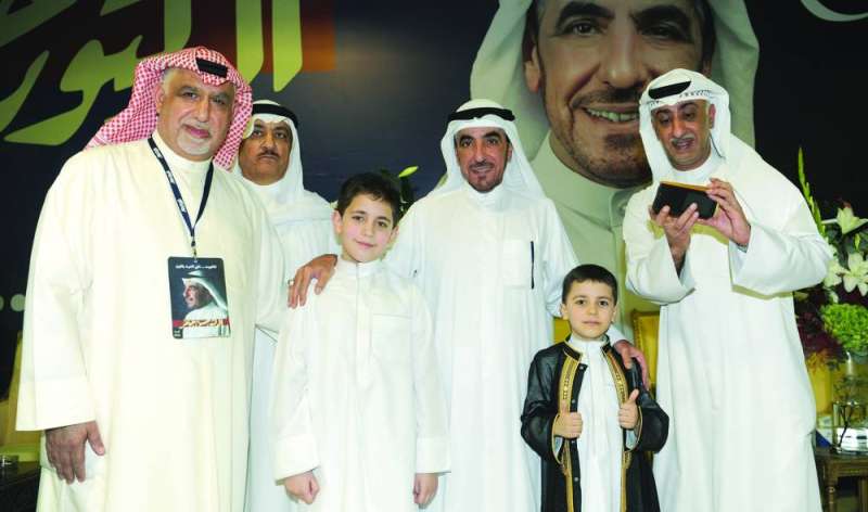 جوهر مع البراك ومهنئين