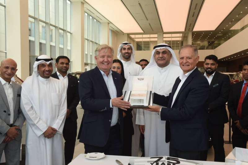 تكريم على هامش الزيارة