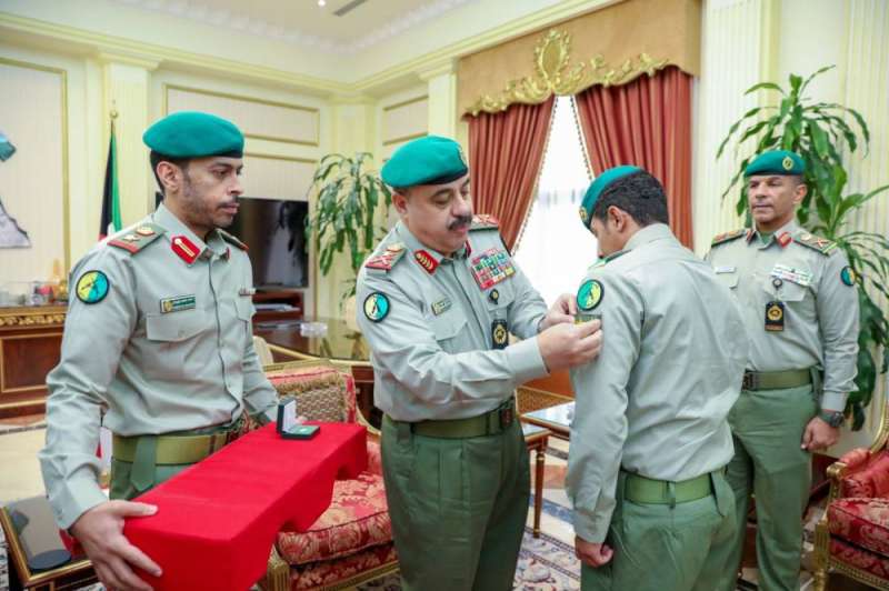 ترقية استثنائية لأحد منتسبي الحرس الوطني 
 