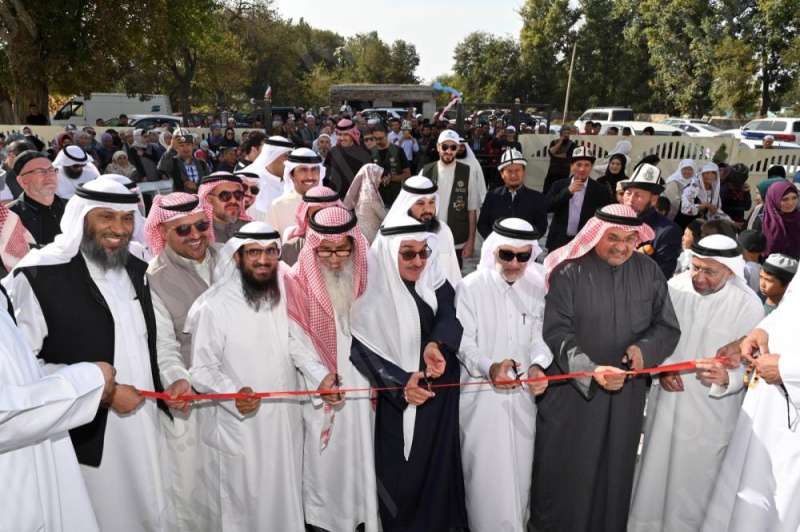 جانب من افتتاح أحد المشاريع