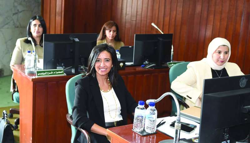 عضوات المجلس البلدي في الجلسة