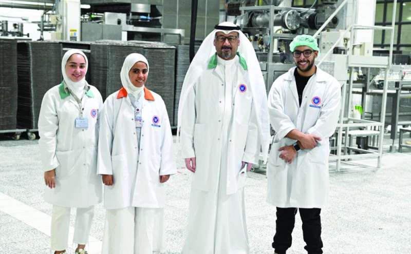 الزميل ناصر الفرحان وعبدالرحمن المطوع وشريفة الجابر وشهد الصغير
