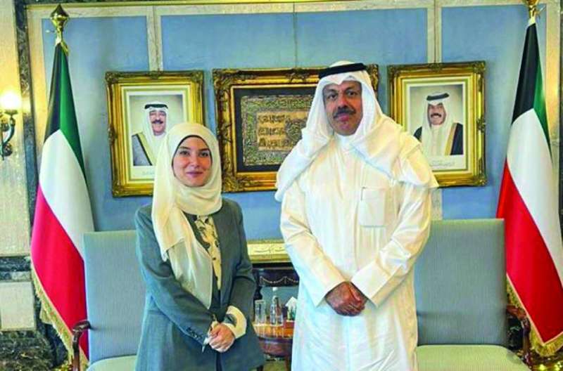 رئيس الوزراء مستقبلاً جنان بوشهري