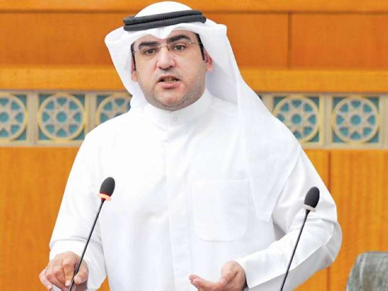 الدكتور عبدالكريم الكندري
