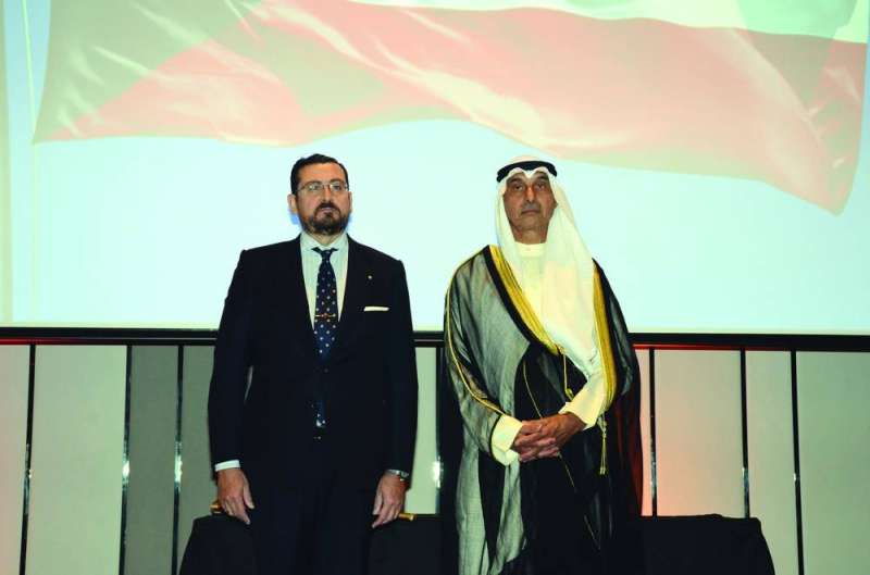 الطفيري والسفير أغيلار خلال الاحتفال بالعيد الوطني الإسباني