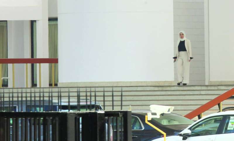 
جنان بوشهري مغادرة المجلس
