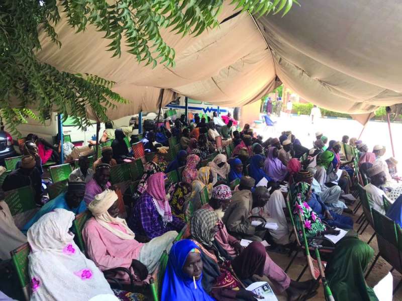 جانب من المخيم الطبي لحملة (إبصار6) في النيجر