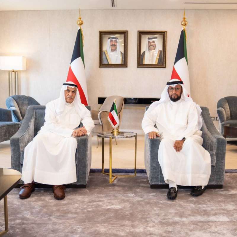 رئيس مجلس الأمة يستقبل الوزير عمار العجمي 