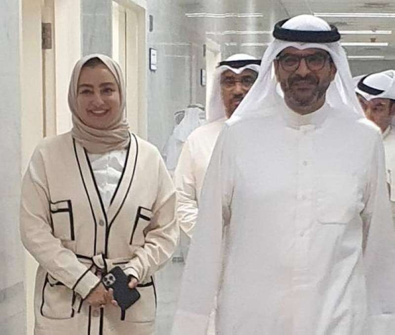 وزير المواصلات ووكيل الوزارة