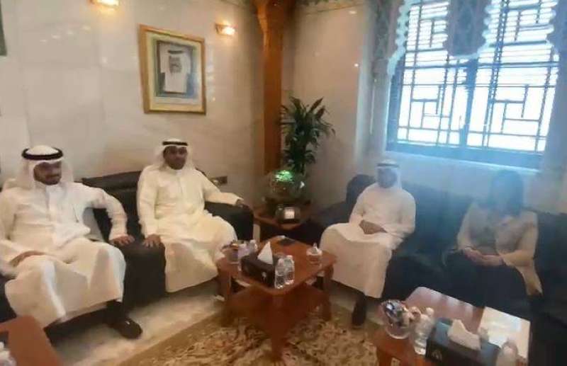 المعجل يزور المجلس البلدي
 