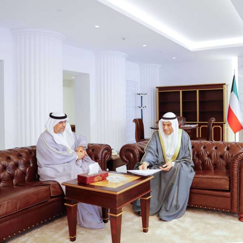 السعدون يتسلم رسالة خطية من رئيس المجلس الوطني الإماراتي