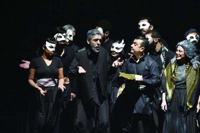 من العرض المسرحي
