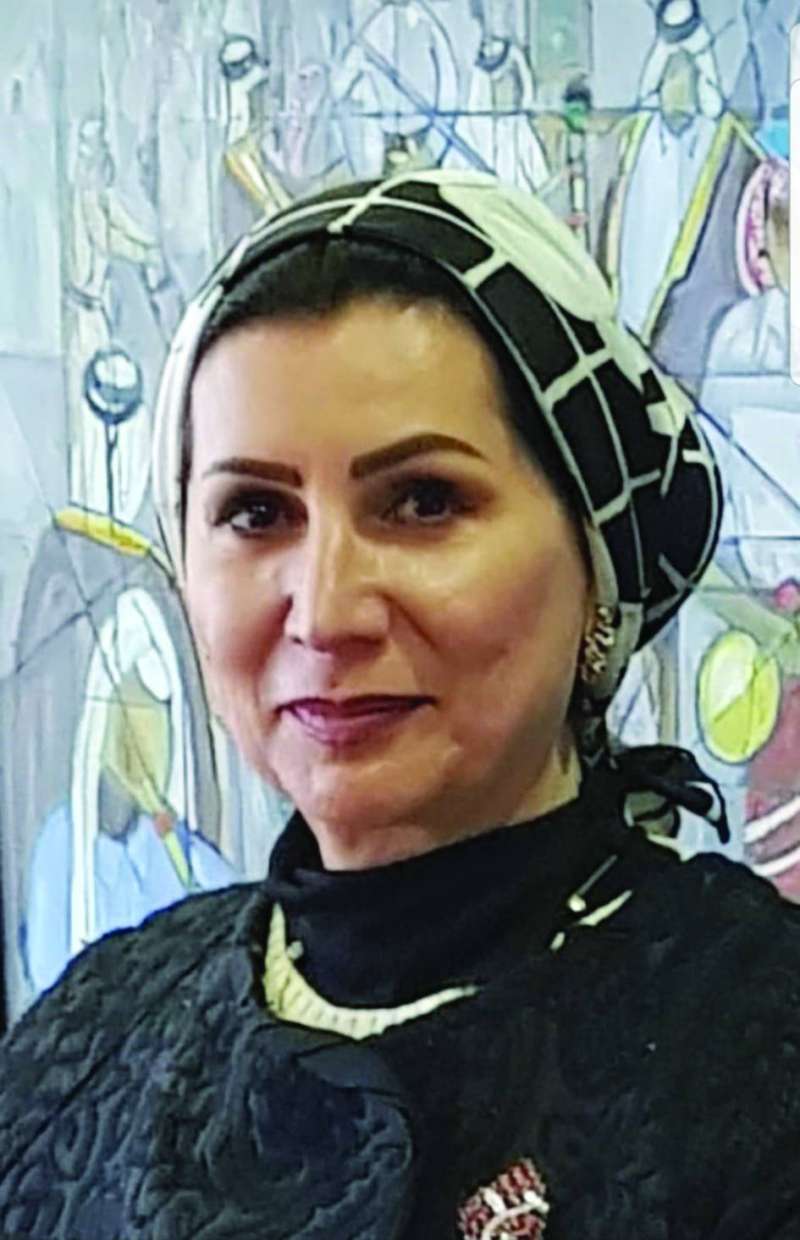 
نادية الشراح