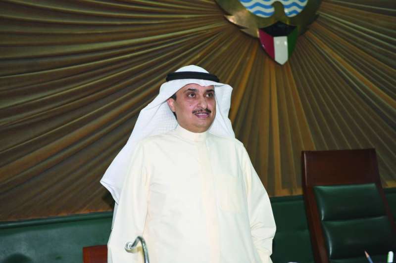 
أحمد المنفوحي متحدثاً في جلسة البلدي