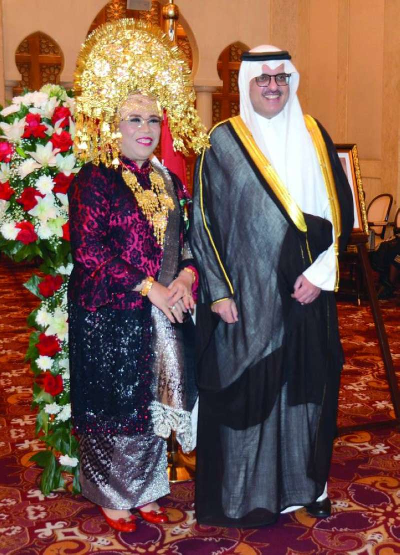 سفيرة إندونيسيا والسفير السعودي