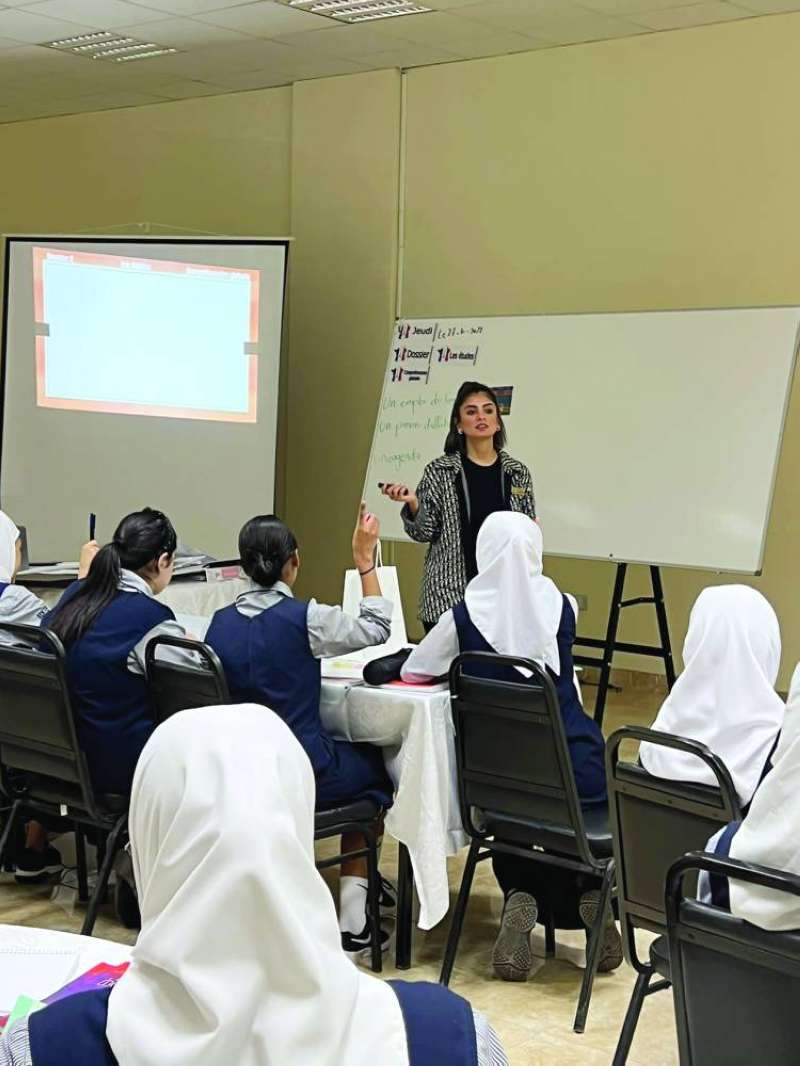 درس لتعليم الفرنسية بإحدى مدارس الوزارة 