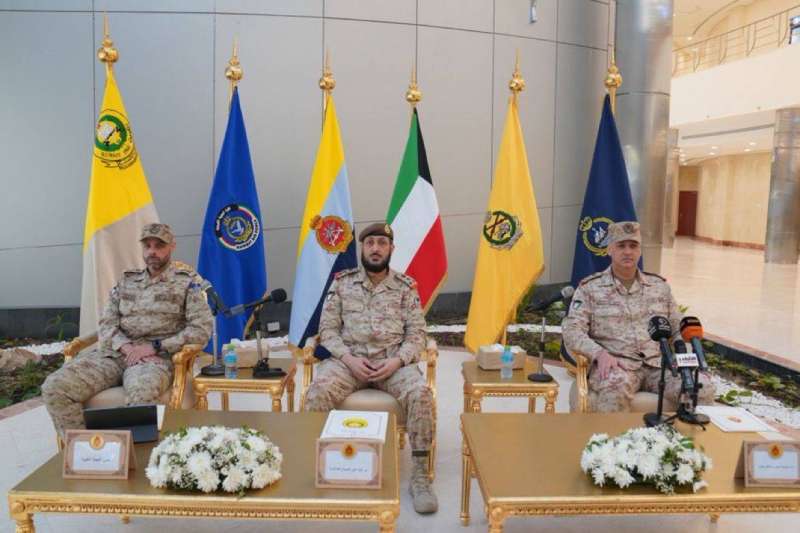 جانب من المؤتمر الصحافي