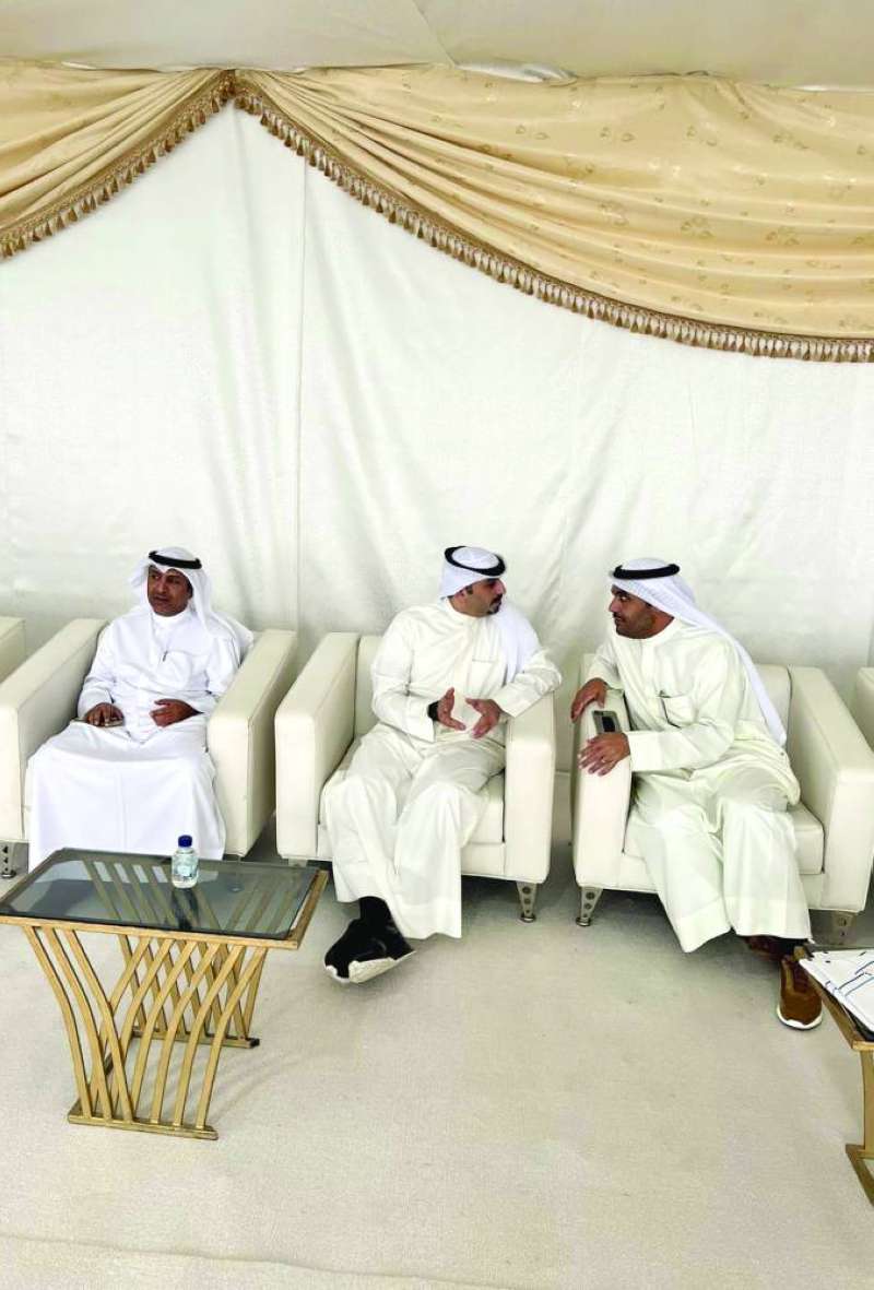 
الساير يتوسط المعجل والملا
