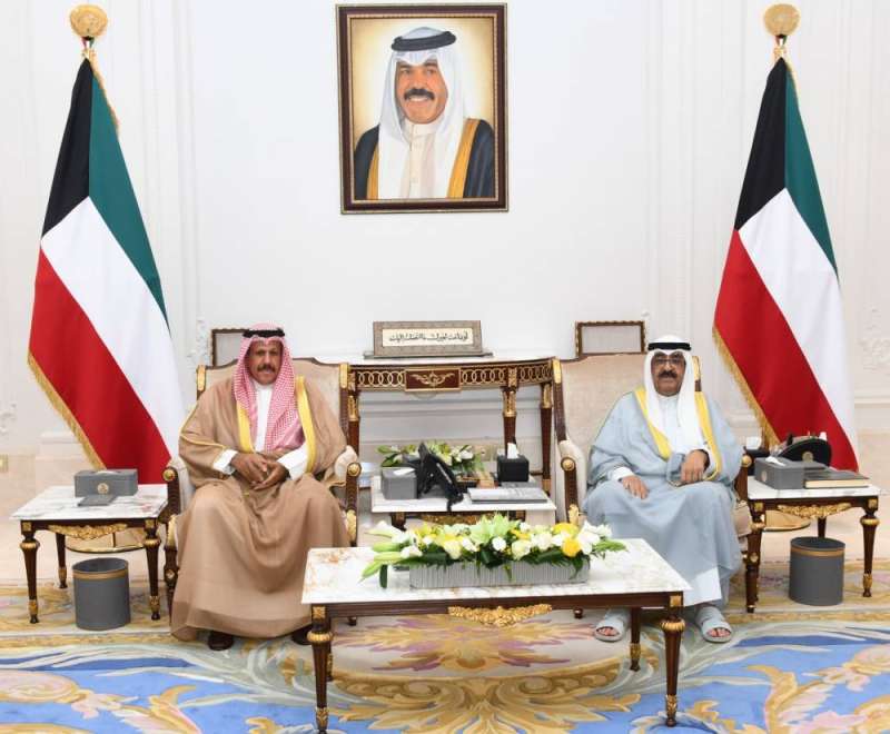 سمو ولي العهد يستقبل نائب رئيس الحرس الوطني 
