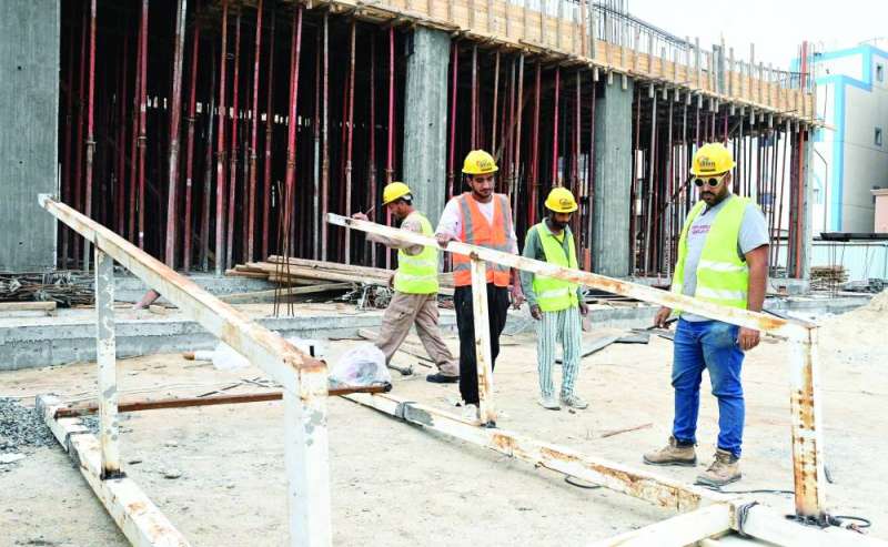 إجراءات السلامة للعمالة في موقع البناء