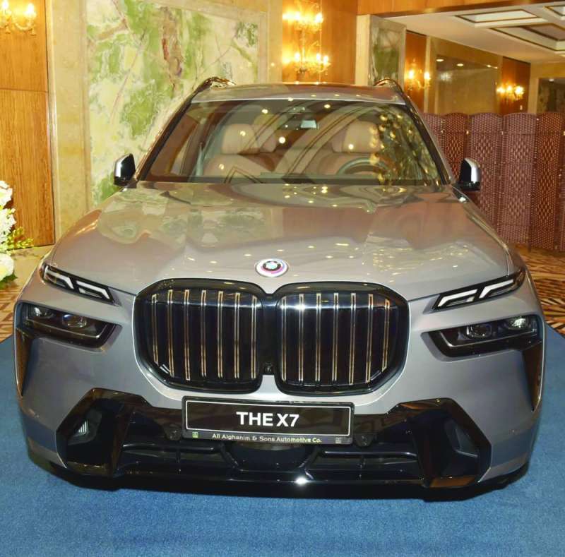 إحدى السيارات المعروضة