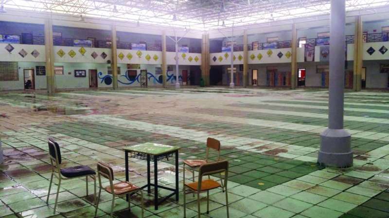 حملات تنظيف لإزالة آثار الأمطار في المدارس