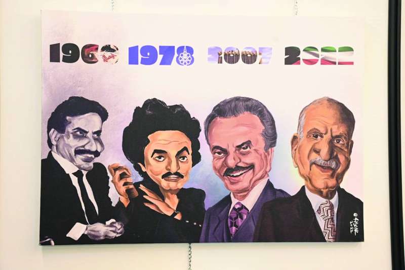 محمد السنعوسي... في 4 محطات 	(تصوير نايف العقلة) 