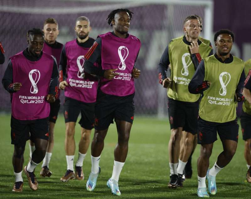 جانب من تدريبات المنتخب البلجيكي (رويترز)