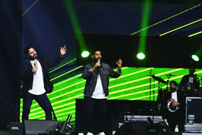 تامر حسني مع بدر الشعيبي 