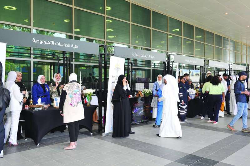 جانب من المعرض