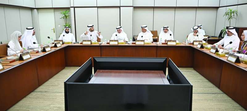 
من اجتماع اللجنة المالية بحضور أعضاء لجنة حماية الأموال العامة
