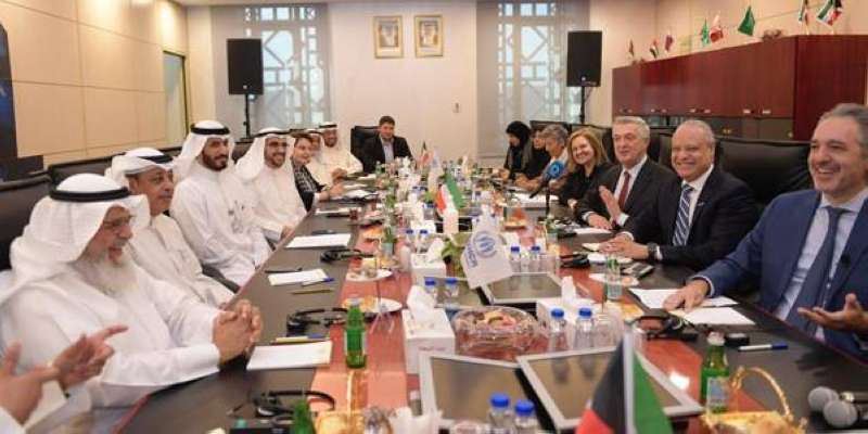 لقاء المفوض السامي للأمم المتحدة لشئون اللاجئين والحلقة النقاشية مع بيت الزكاة 