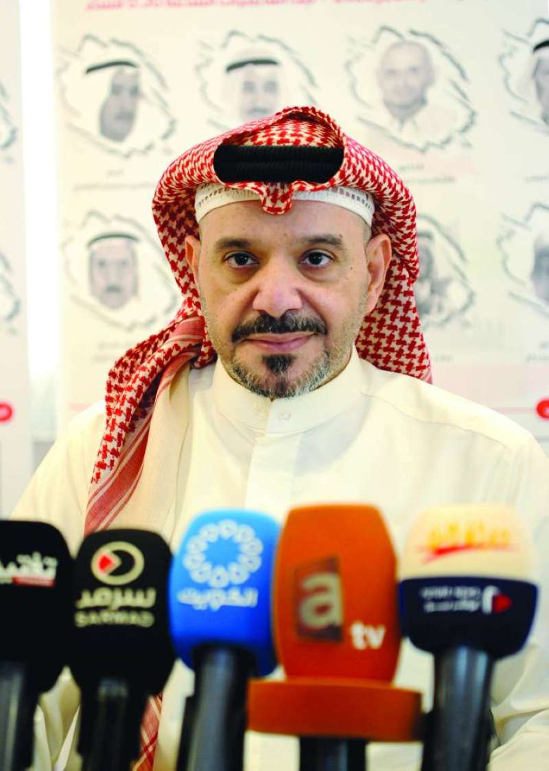 يوسف الياسين ملقياً كلمته